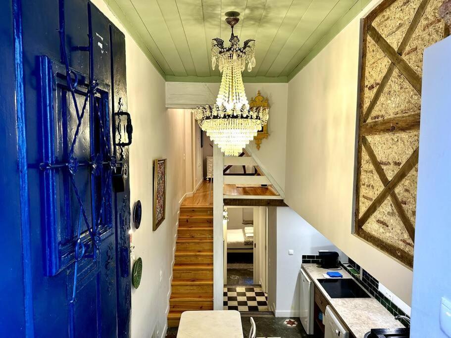 Budget 2 Bed In Bica W Air Con - Belle Epoque Apartment *